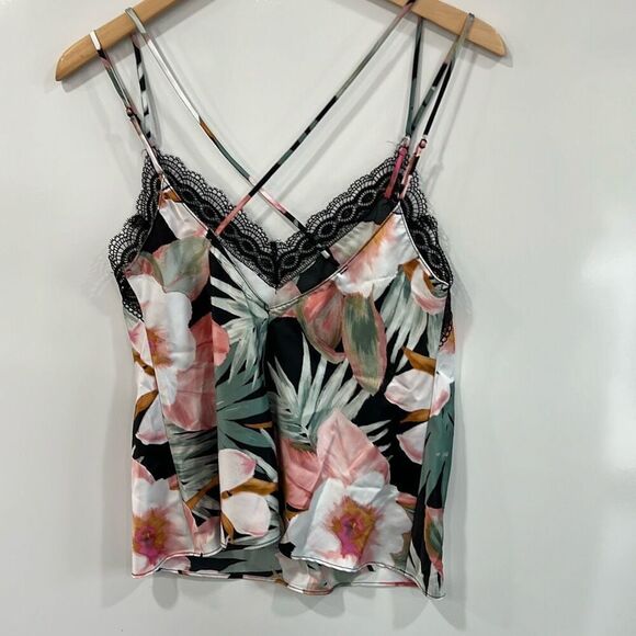 Floral lace lined silky camisole - Picture 3 of 3